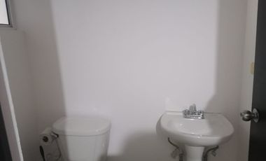 CASA EN VENTA EN APODACA NL ZONA VALLE DE SAN MIGUEL SECTOR II/PRIVADA 3 NIVELES