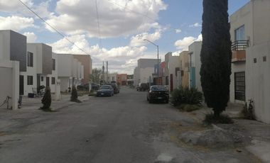CASA EN VENTA EN APODACA NL ZONA VALLE DE SAN MIGUEL SECTOR II/PRIVADA 3 NIVELES