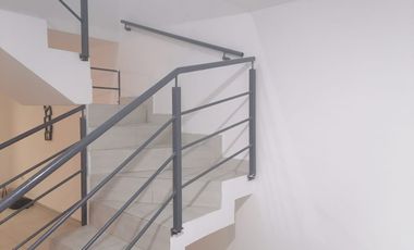CASA EN VENTA EN APODACA NL ZONA VALLE DE SAN MIGUEL SECTOR II/PRIVADA 3 NIVELES
