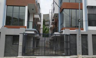 House and Lot For Sale with 3 Bedrooms and 2 Car Garage in Teachers Village Quezon City PH2572