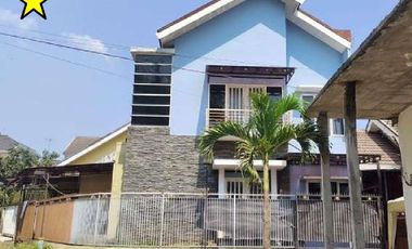 Rumah 2 Lantai Luas 142 di Blimbing LA Sucipto kota Malang
