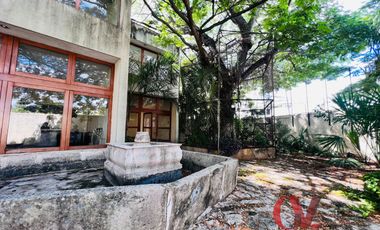 CENTRO CULTURAL O RESIDENCIA CON GRAN TERRENO CERCA DEL CENTRO HISTORICO DE MERIDA