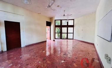 CENTRO CULTURAL O RESIDENCIA CON GRAN TERRENO CERCA DEL CENTRO HISTORICO DE MERIDA