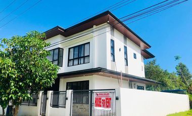 3 BEDROOMS SEMI-FURNISHED HOUSE AND LOT FOR SALE/RENT IN PAMPANG, ANGELES CITY PAMPANGA NEAR CLARK AND FRIENDSHIP