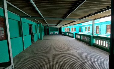 VENDO LOCAL COMERCIAL EN ESQUINA DE CALLE PIZARRO ( SEGUNDO PISO)