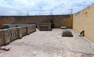 VENDO LOCAL COMERCIAL EN ESQUINA DE CALLE PIZARRO ( SEGUNDO PISO)