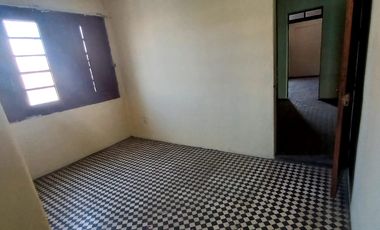 VENDO LOCAL COMERCIAL EN ESQUINA DE CALLE PIZARRO ( SEGUNDO PISO)