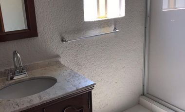 CASA EN RENTA FRACCIONAMIENTO SANTA CRUZ GUADALUPE, ZAVALETA