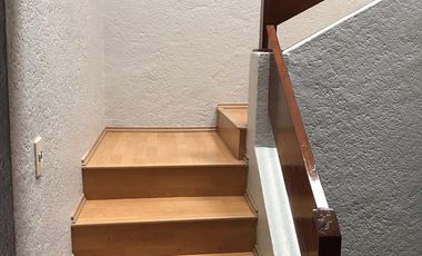 CASA EN RENTA FRACCIONAMIENTO SANTA CRUZ GUADALUPE, ZAVALETA