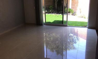 CASA EN RENTA FRACCIONAMIENTO SANTA CRUZ GUADALUPE, ZAVALETA