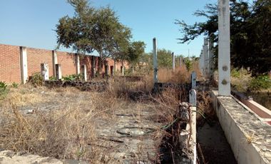 Con Escritura Pública, Ex Rancho Lechería Sólo una Cuadra de la Carretera a Ciudad de México Todo Plano y Adecuado en Cuautla Morelos