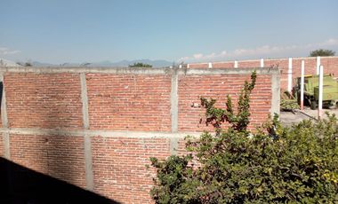 Con Escritura Pública, Ex Rancho Lechería Sólo una Cuadra de la Carretera a Ciudad de México Todo Plano y Adecuado en Cuautla Morelos