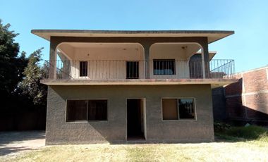 Con Escritura Pública, Ex Rancho Lechería Sólo una Cuadra de la Carretera a Ciudad de México Todo Plano y Adecuado en Cuautla Morelos