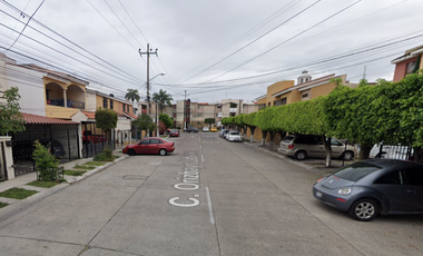 ¡¡Atención Inversionistas!! Venta de Casa en Remate Bancario, Col.  Jabonero, Paseos del Sol, Zapopan, Jalisco