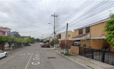 ¡¡Atención Inversionistas!! Venta de Casa en Remate Bancario, Col.  Jabonero, Paseos del Sol, Zapopan, Jalisco