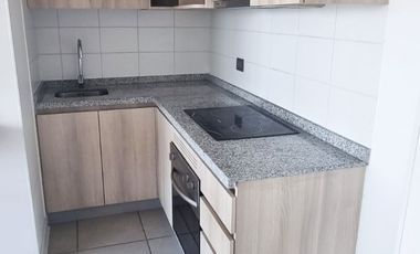 DEPTO CASI NUEVO 2D/1B CON ESTACIONAMIENTO M. R. DE ARAYA