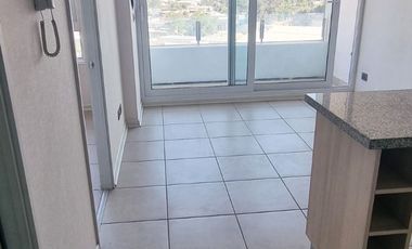 DEPTO CASI NUEVO 2D/1B CON ESTACIONAMIENTO M. R. DE ARAYA