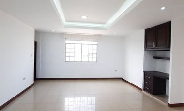 SE RENTA DEPARTAMENTO. 3 HABITACIONES