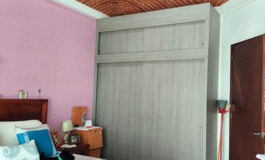 SE VENDE CASA AMPLICA CON 4 RECAMARAS EN GRANJAS BANTHI