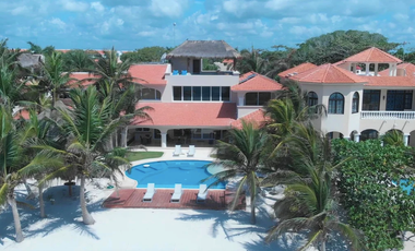 Espectacular villa frente al mar. Con todo detalle y el lujo más deseado.