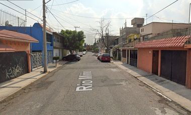 REMATE B. DE CASA EN JARDINES DE MORELOS ECATEPEC DE MORELOS.