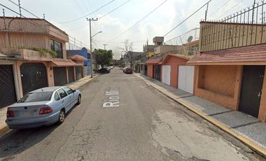 REMATE B. DE CASA EN JARDINES DE MORELOS ECATEPEC DE MORELOS.