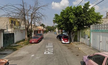 REMATE B. DE CASA EN JARDINES DE MORELOS ECATEPEC DE MORELOS.