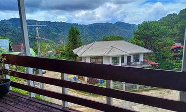 5 Bedrooms 3-Storey House with OVERLOOKING MOUNTAINOUS VIEW (Monterrazas, Itogon, Benguet)