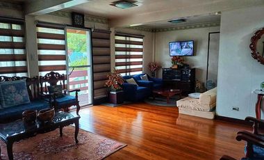 5 Bedrooms 3-Storey House with OVERLOOKING MOUNTAINOUS VIEW (Monterrazas, Itogon, Benguet)