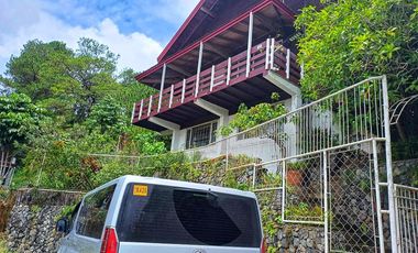 5 Bedrooms 3-Storey House with OVERLOOKING MOUNTAINOUS VIEW (Monterrazas, Itogon, Benguet)