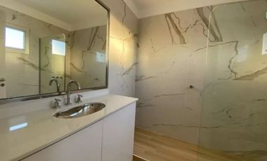 Duplex Solares de Manantiales