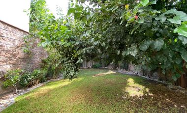 Casa venta Lomas de Angelopolis con muy amplio jardín dos recamaras
