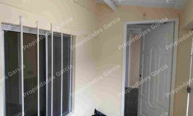 ALQUILER DE VILLA PLANTA BAJA EN SAUCES 5 CERCA MINI COMISARIATO Y AL FRENTE PISCINA MUNICIPAL