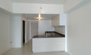 Condo for sale in Mandaue City, Mandani Bay, 2-br facing Mactan