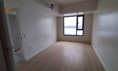Condo for sale in Mandaue City, Mandani Bay, 2-br facing Mactan