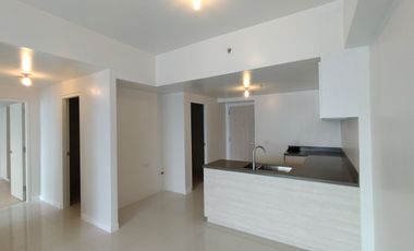 Condo for sale in Mandaue City, Mandani Bay, 2-br facing Mactan