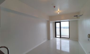 Condo for sale in Mandaue City, Mandani Bay, 2-br facing Mactan