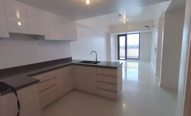 Condo for sale in Mandaue City, Mandani Bay, 2-br facing Mactan
