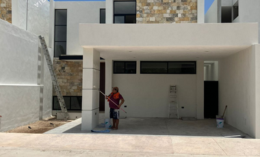Casas nuevas en la zona norte de Mérida de 4 y 5 recamaras con alberca