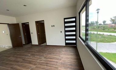 CASA DE CUATRO RECÁMARAS EN VENTA LA FORESTAL LAGOS DE MORENO