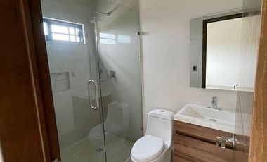 CASA DE CUATRO RECÁMARAS EN VENTA LA FORESTAL LAGOS DE MORENO