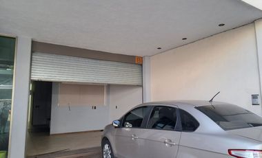 EXCELENTE LOCAL CERCA CAMELINAS