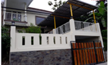 Strategic house with beautiful views of the cool mountains in Jatihandap Bandung