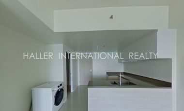 9XX Mandani Bay Suites Tower 1