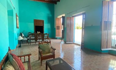 Casa con Terreno Amplio en Chicxulub, Chicxulub Pueblo