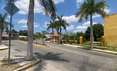 Casa con Terreno Amplio en Chicxulub, Chicxulub Pueblo
