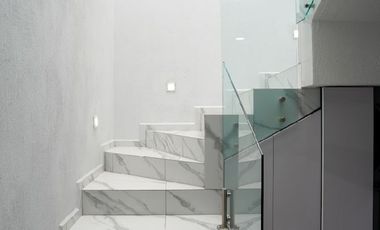 CASA EN VENTA ARGENTA
