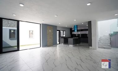 CASA EN VENTA ARGENTA