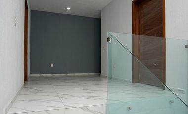 CASA EN VENTA ARGENTA