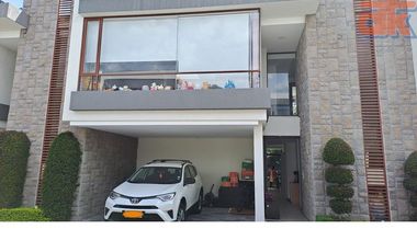 En Venta Casa Sector exclusivo del Valle de Tumbaco